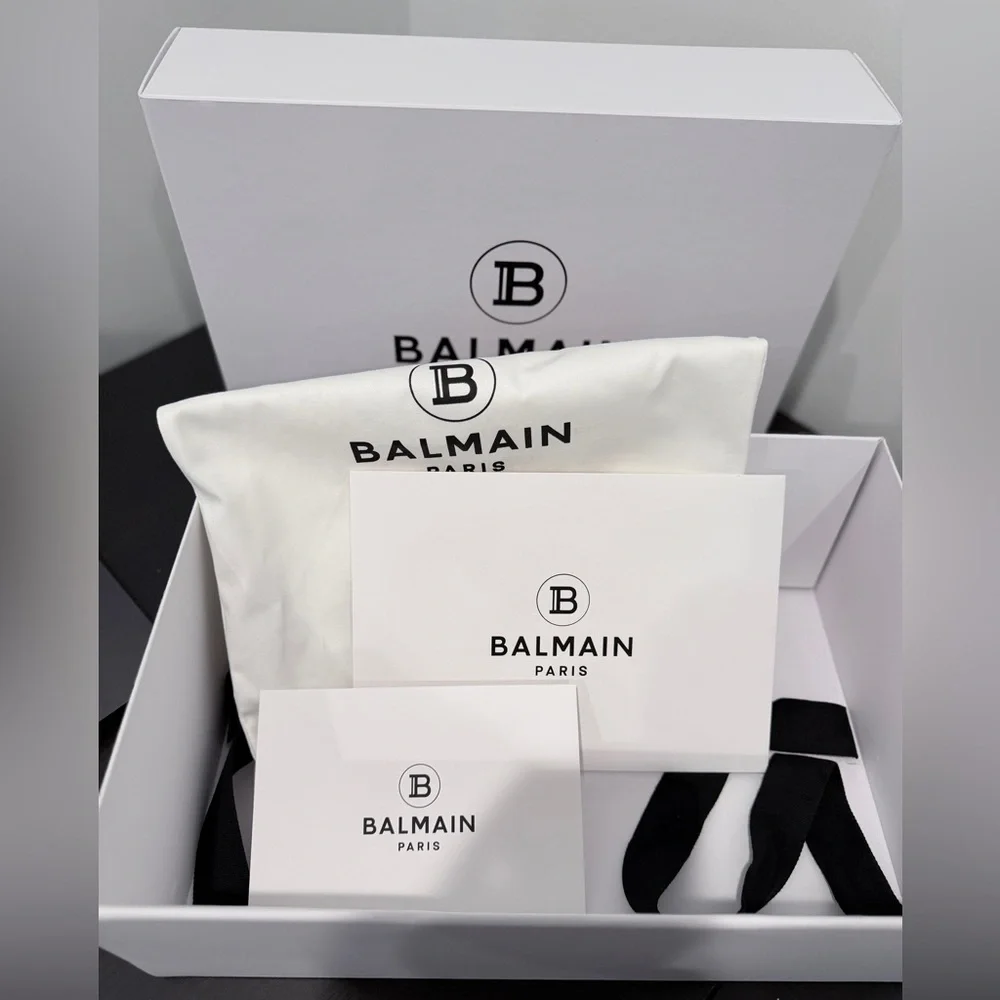 Balmain Classic White Gift Decor Box with Storage Bag and Two Envelopes